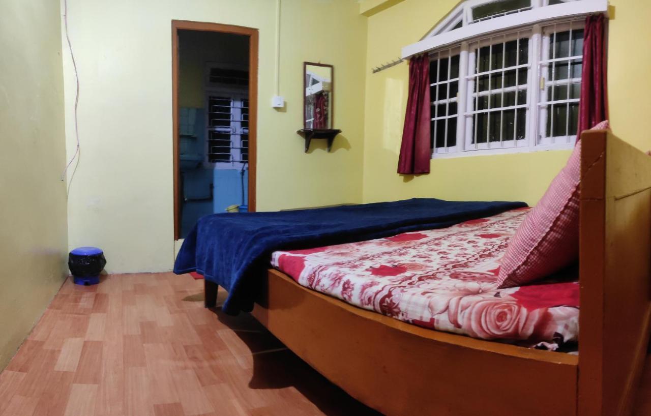 Wind Home Darjeeling- Budget Hotel Near Mall Дарджилинг Экстерьер фото
