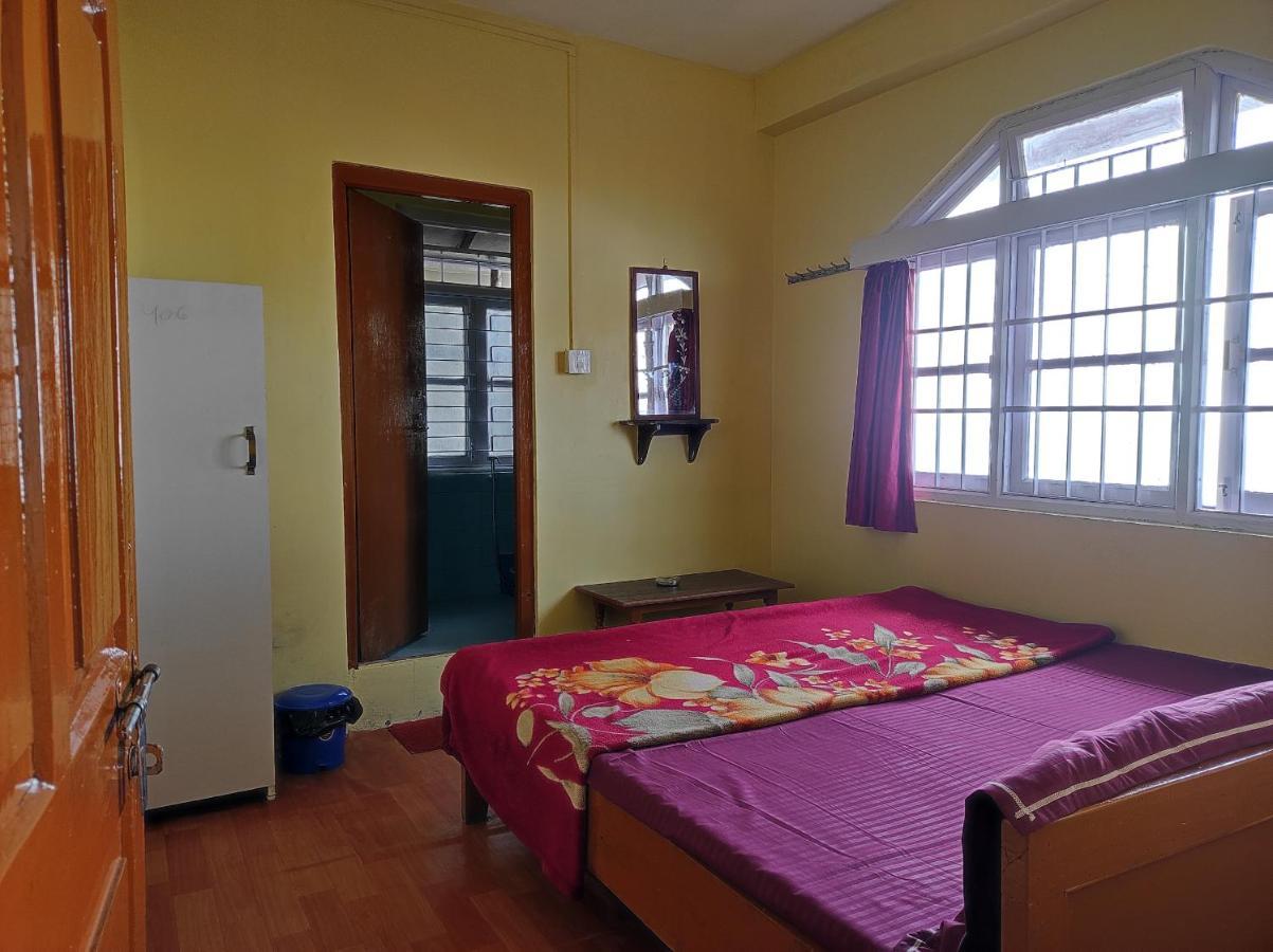 Wind Home Darjeeling- Budget Hotel Near Mall Дарджилинг Экстерьер фото