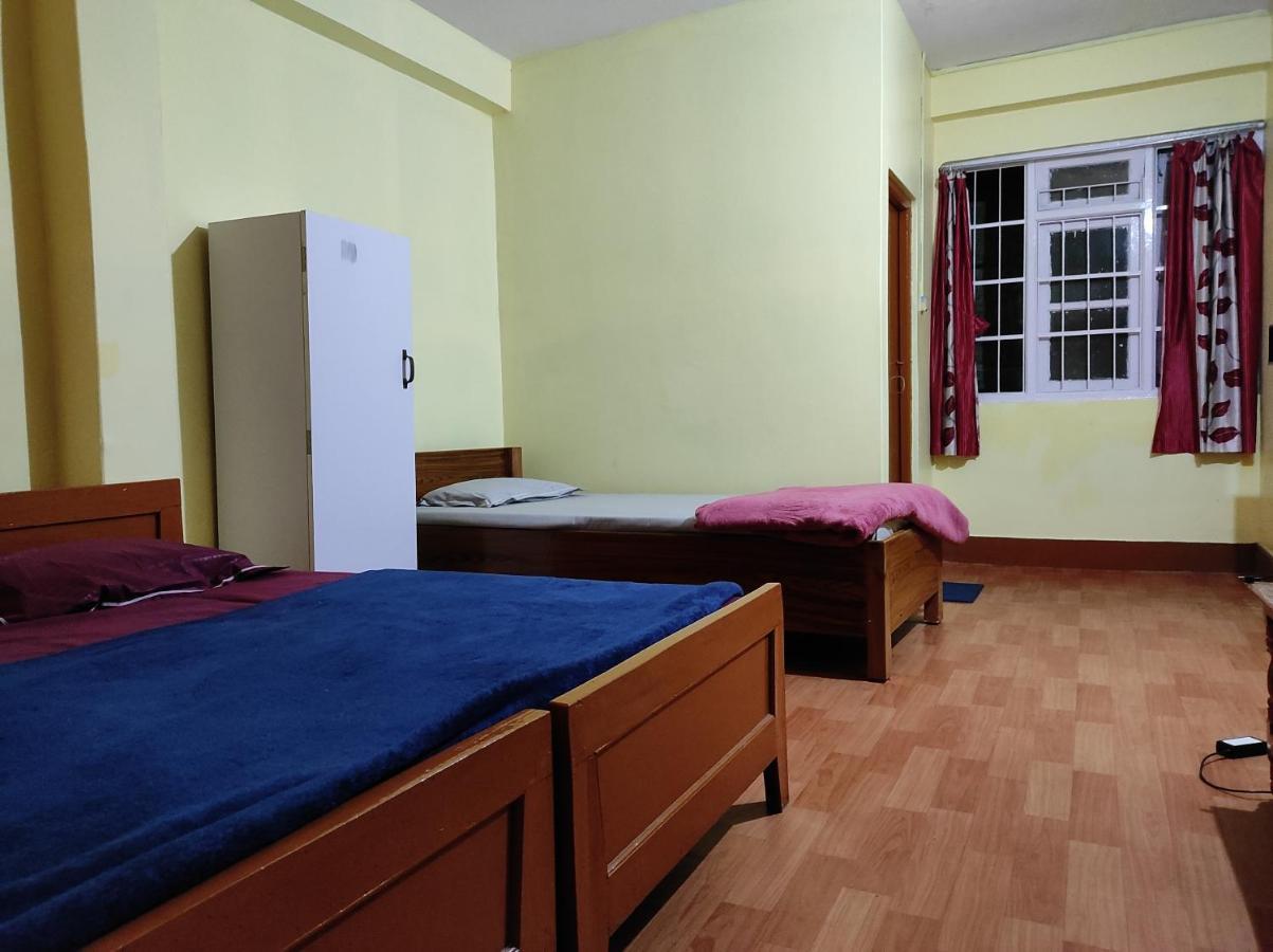 Wind Home Darjeeling- Budget Hotel Near Mall Дарджилинг Экстерьер фото